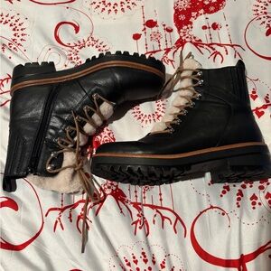 Black Leather Boots with Fur Lining